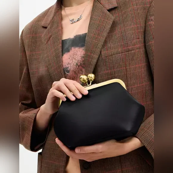 NWT Coach KISSLOCK 16 Black & Brass - Picture 4 of 17